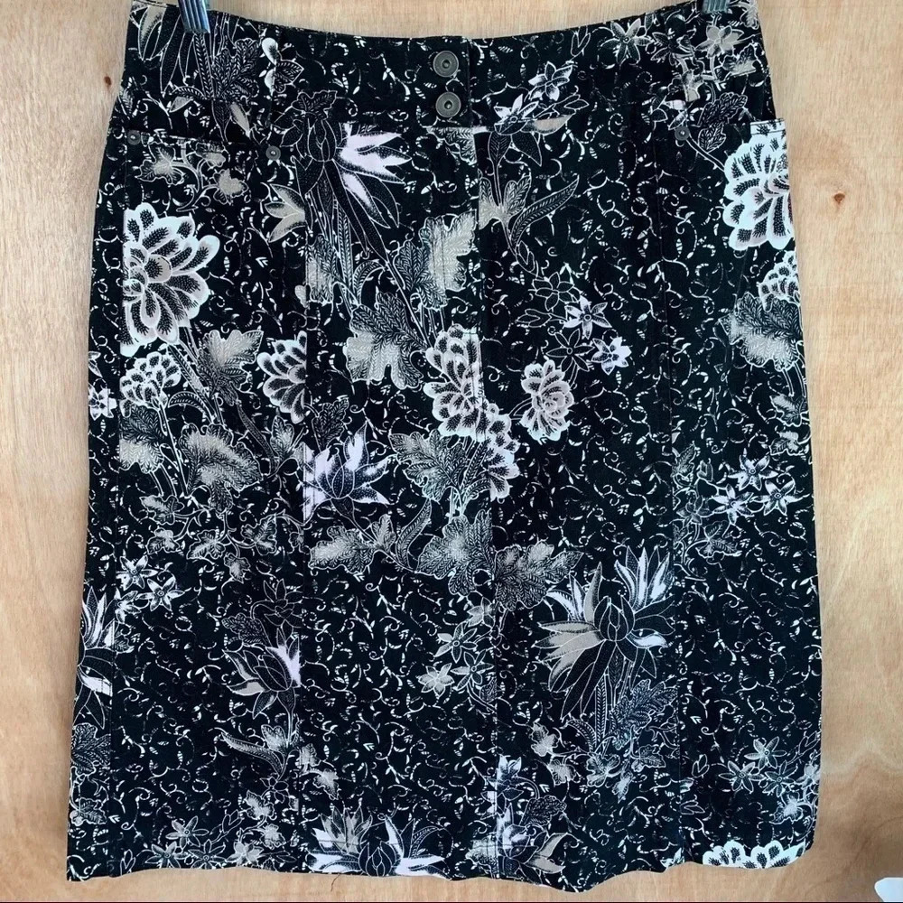 **NEW Olsen Europe Floral A-Line Skirt W/Pockets